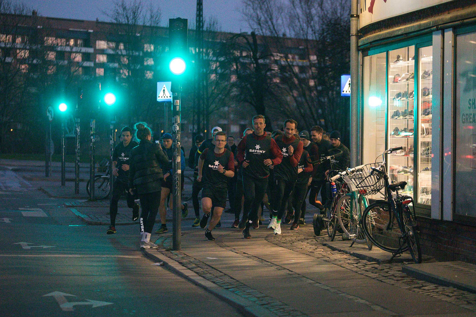 SAYSKY Sub Rosa Race