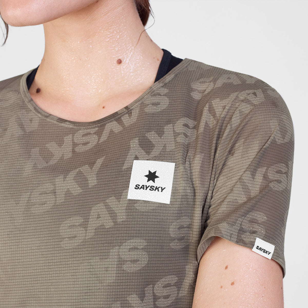 Saysky Reactive Flow T-shirt Mørk Beige Logo 1070 SW25008